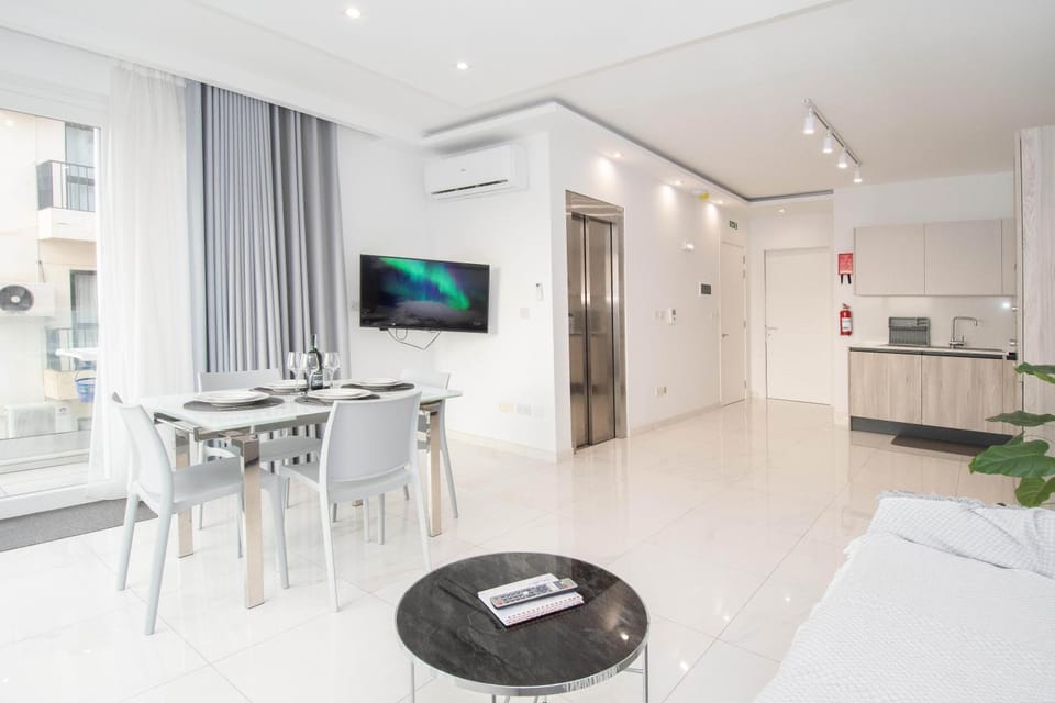Sea front Apartment Apartment in Saint Paul's Bay