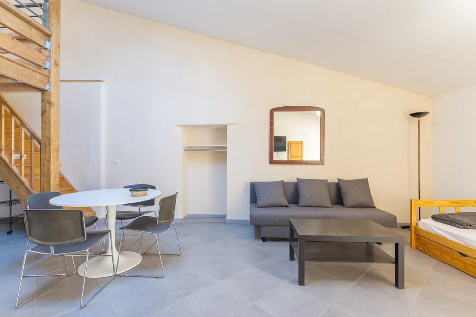 Property building, Living room