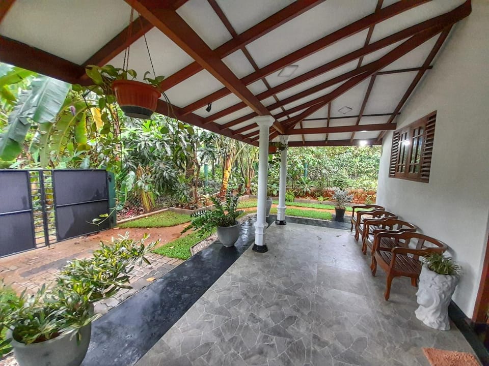 Villa Vinsanda Villa in Galle