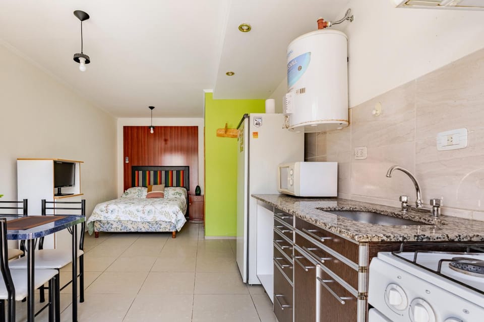 Monoambiente-Wifi 100mb-TvCable-Centro San Rafael Segovia Apartment in San Rafael