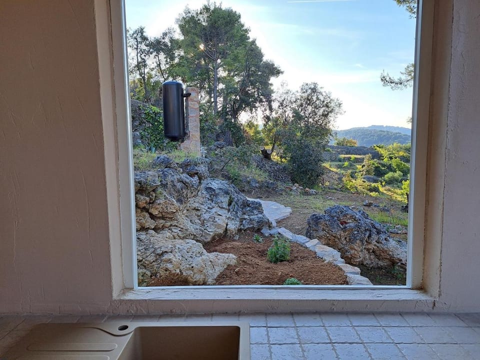 Mala oaza House in Dubrovnik-Neretva County