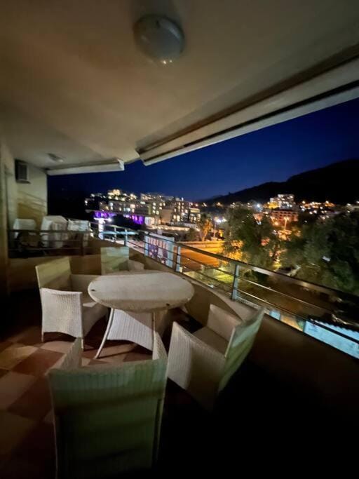 Flat in Budva Apartment in Budva Municipality