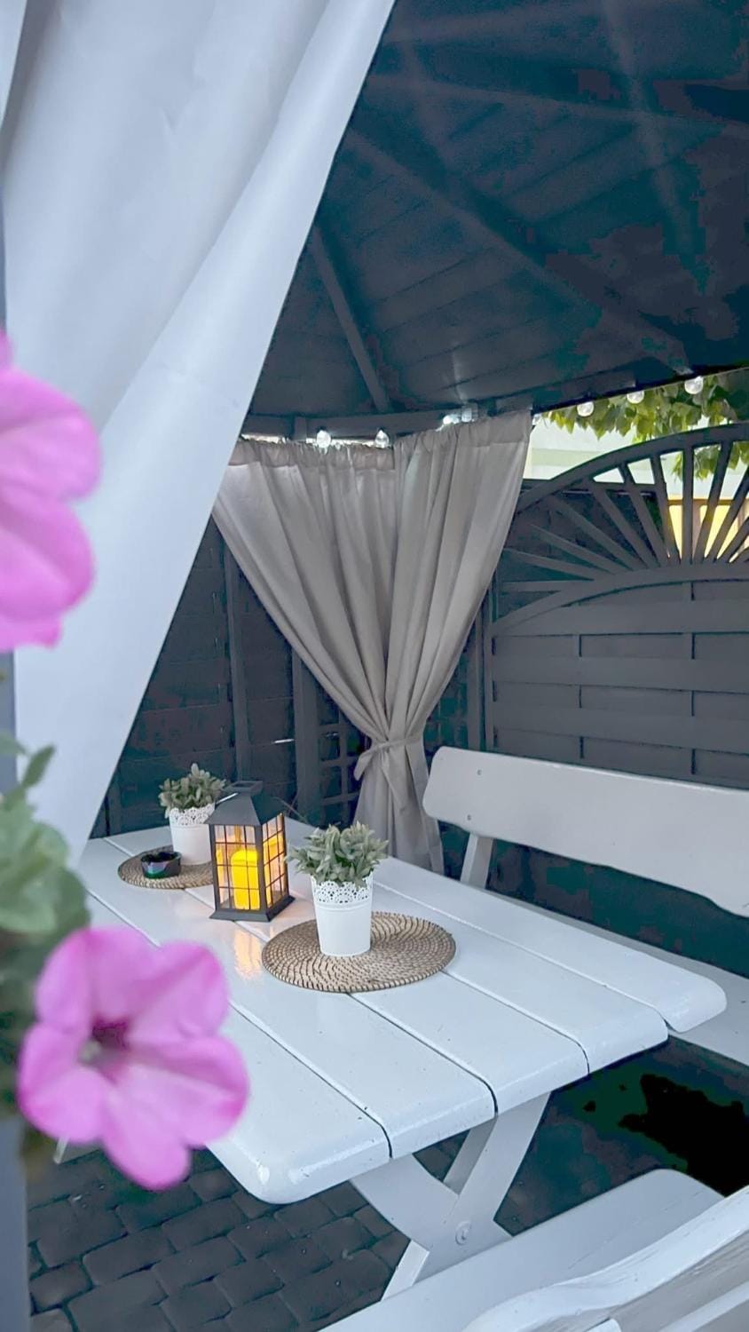 Patio, Day