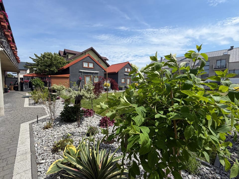 Garden, Area and facilities