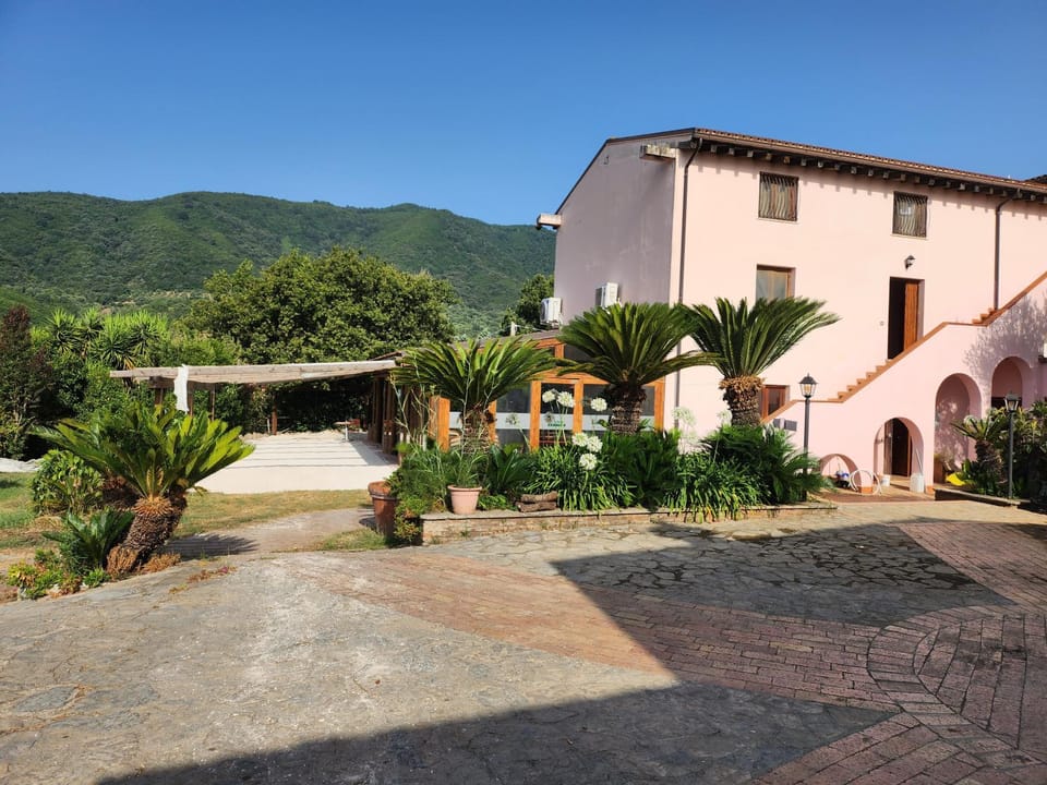 Agri Hotel Cilento "Il Forno Antico" Hotel in Campania