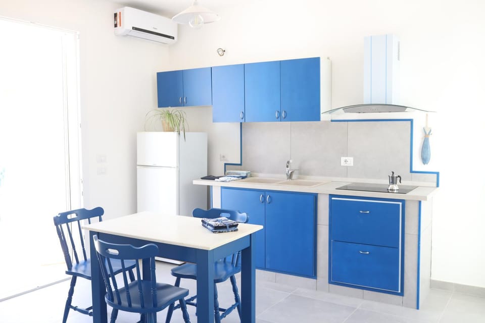 Kitchen or kitchenette, Living room, Dining area, stove, air conditioner