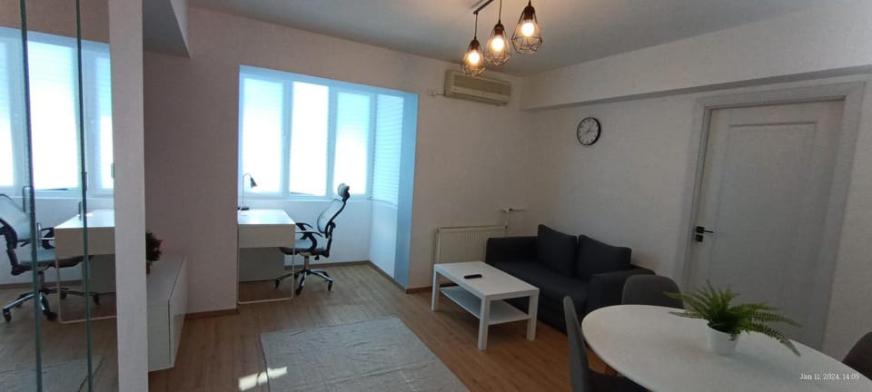 Living room, Seating area, Dining area, air conditioner