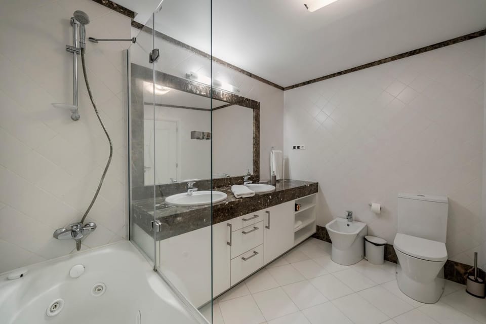 Toilet, Bathroom, Bath