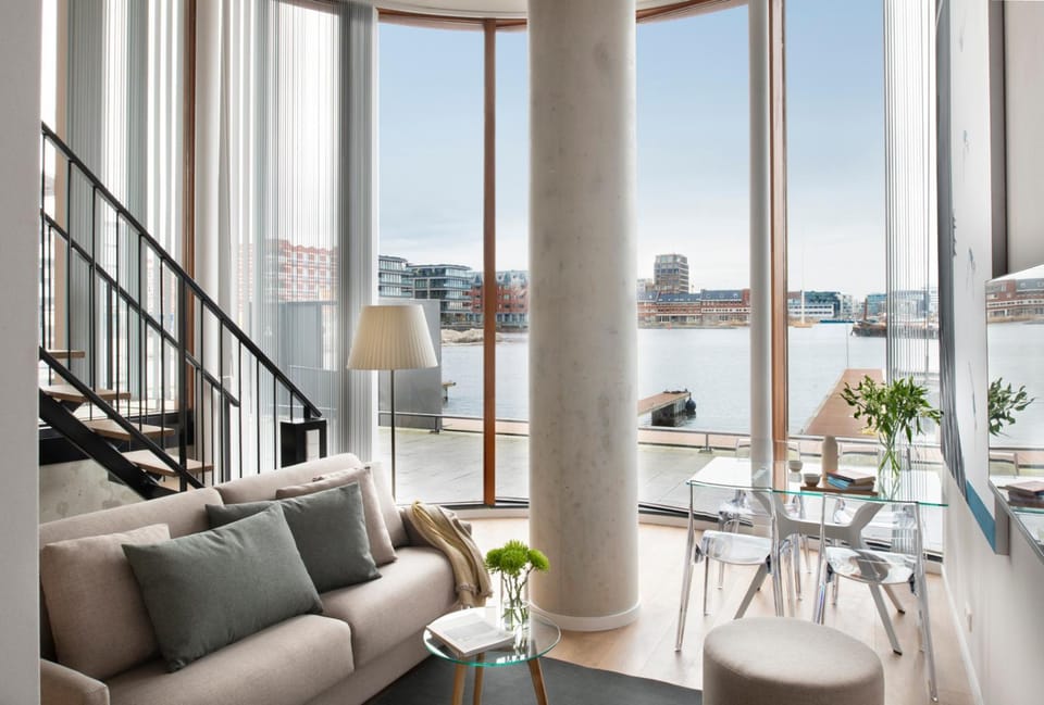 Living room, Dining area, River view