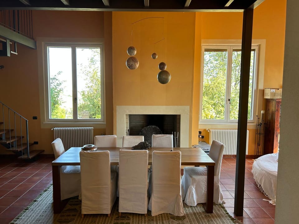 Living room, flat iron