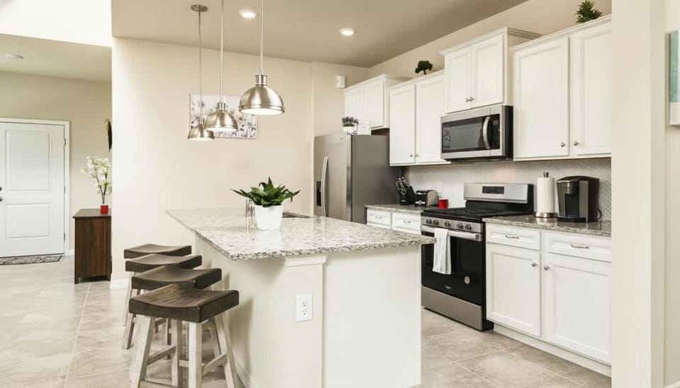 Kitchen or kitchenette, kitchen