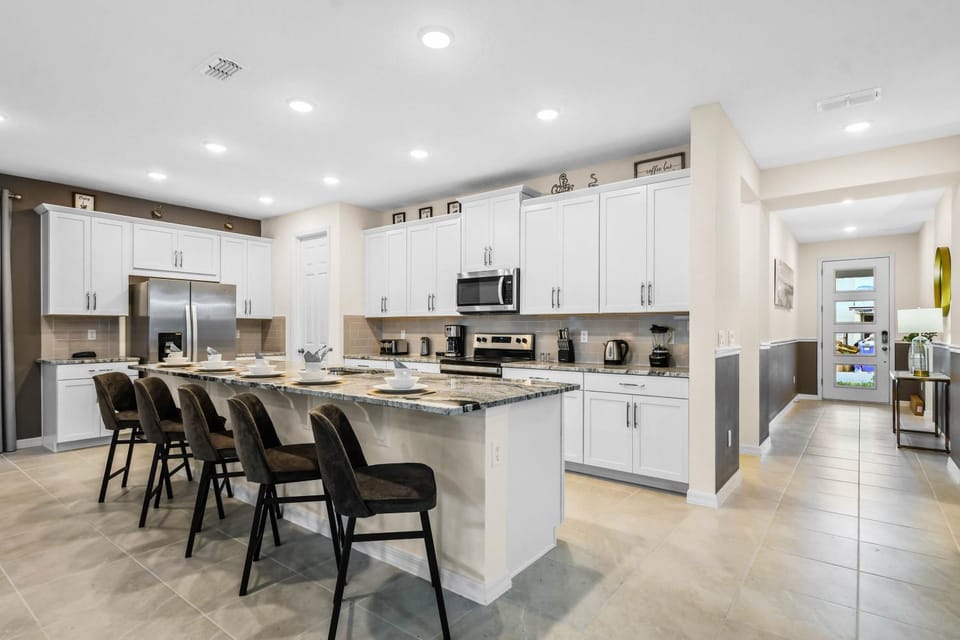 Kitchen or kitchenette, kitchen
