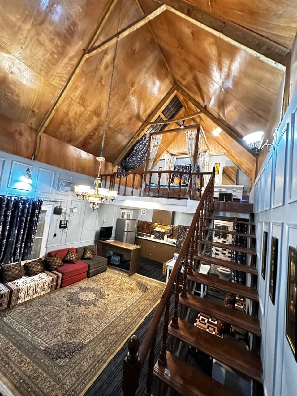 Living room, Seating area