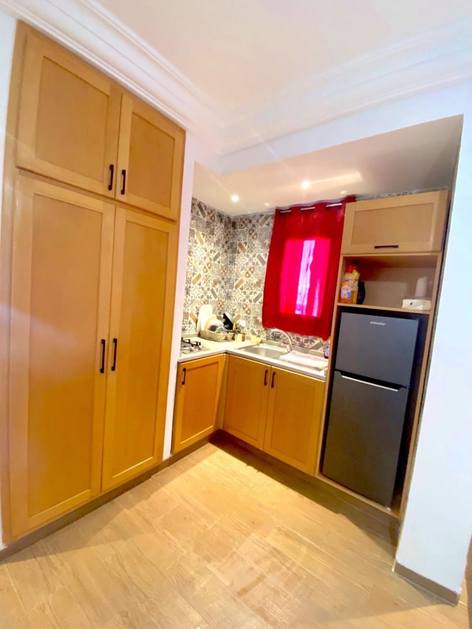 Kitchen or kitchenette