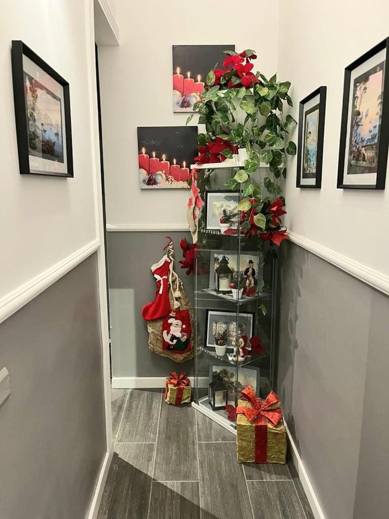 Property building, Decorative detail