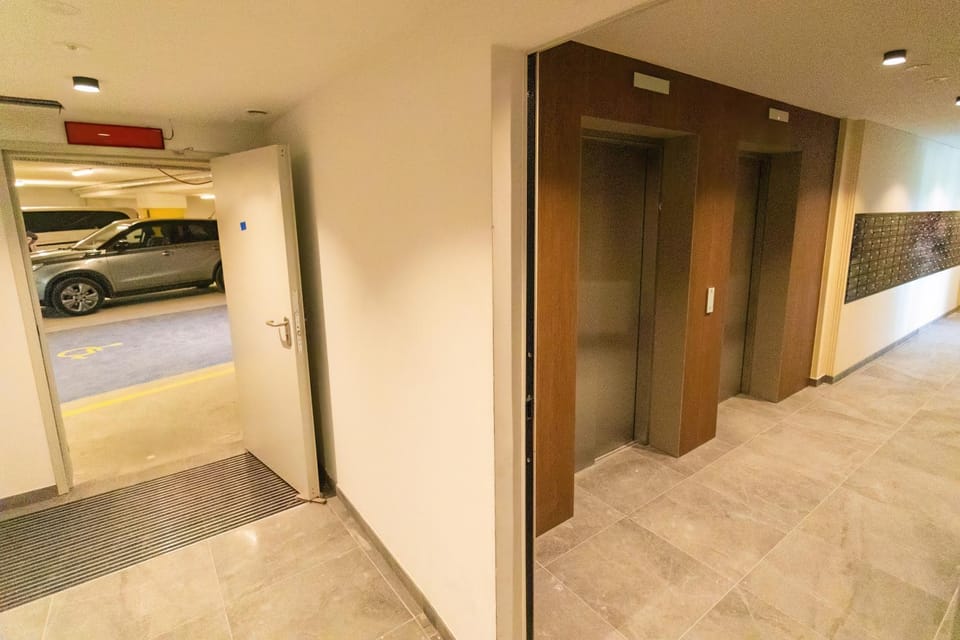 Parking, elevator