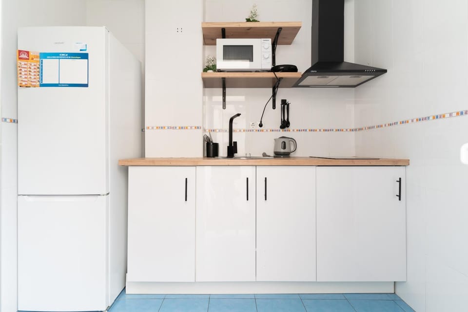 Kitchen or kitchenette, kitchen