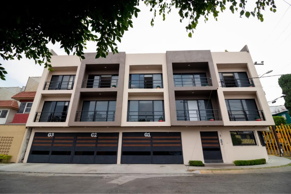 Property building, Day