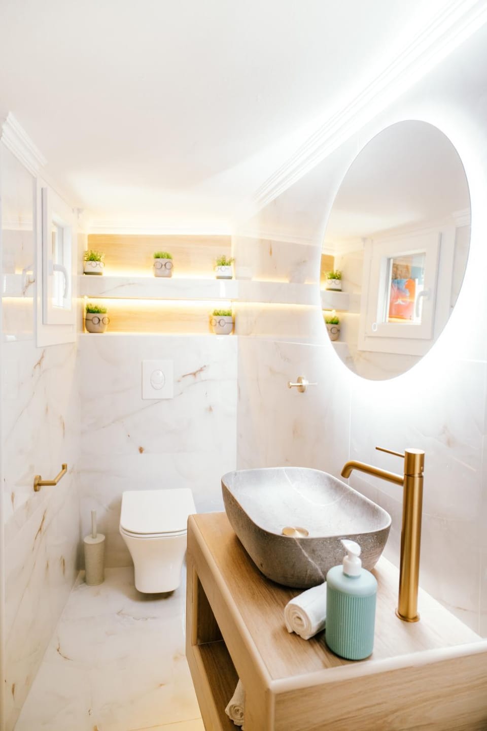 Toilet, Bathroom, Bath, towels