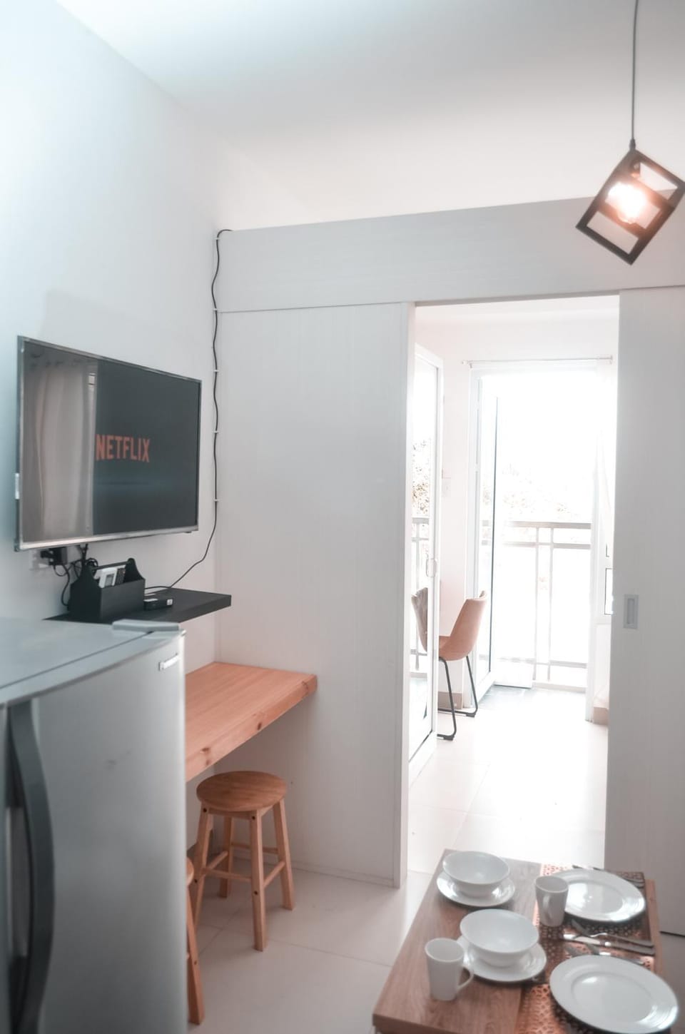 Coolspace @ SMDC Wind Residence Budget, WIFI, NETFLIX Apartment hotel in Tagaytay