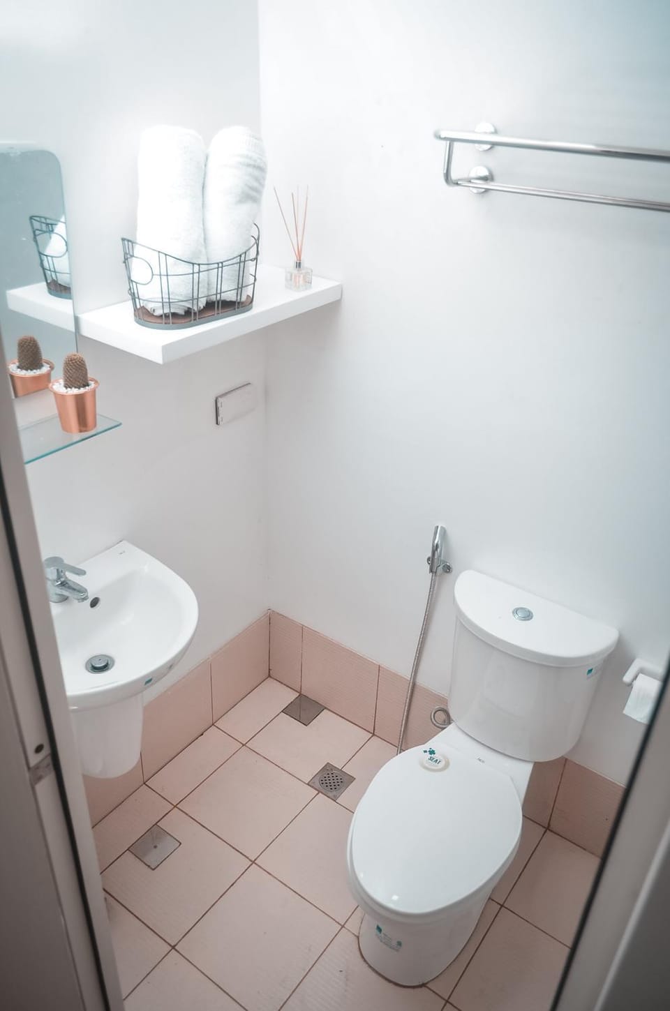 Coolspace @ SMDC Wind Residence Budget, WIFI, NETFLIX Apartment hotel in Tagaytay