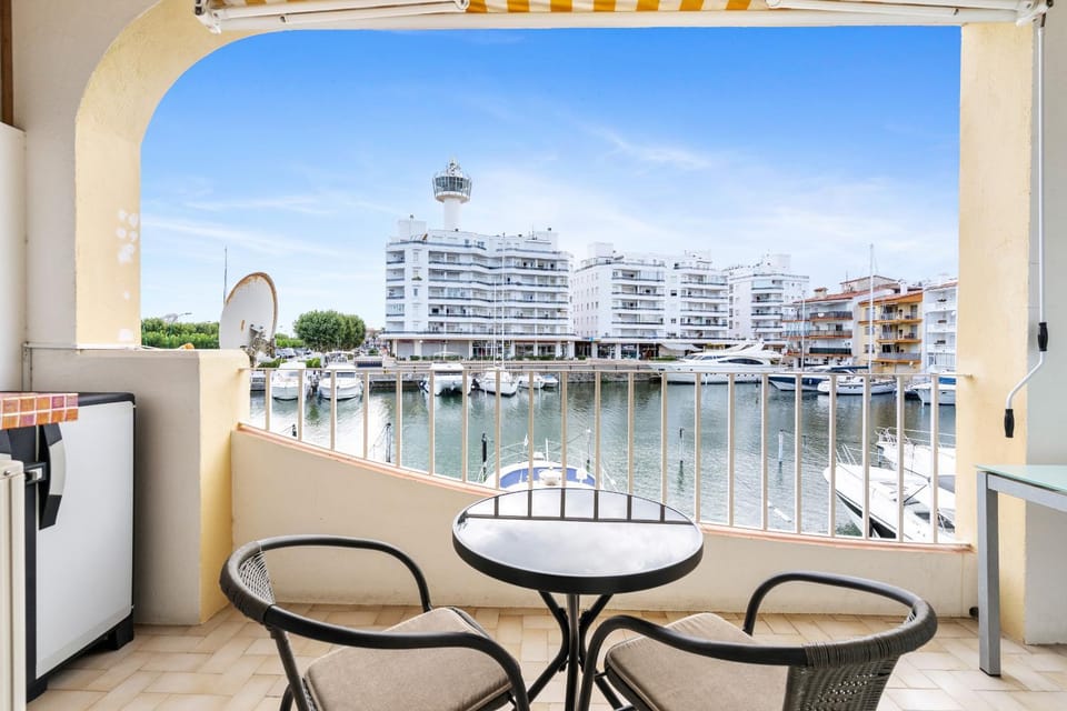 Day, Balcony/Terrace, City view, River view