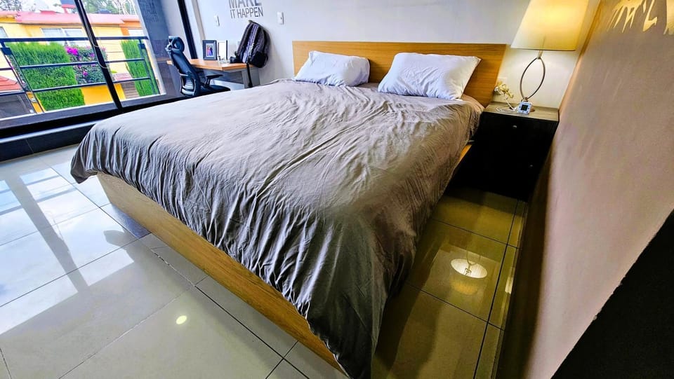 Bed, Photo of the whole room, Bedroom