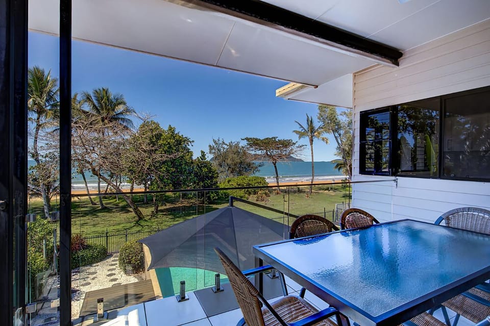 Frangipani Place House in Wongaling Beach
