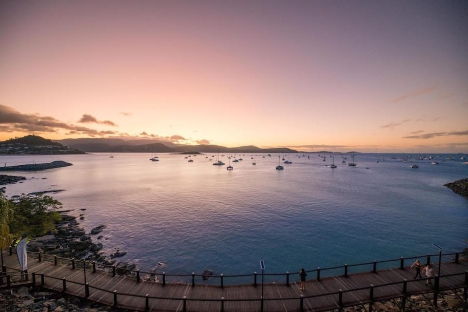Penthouse Oasis On Airlie Apartment in Whitsundays