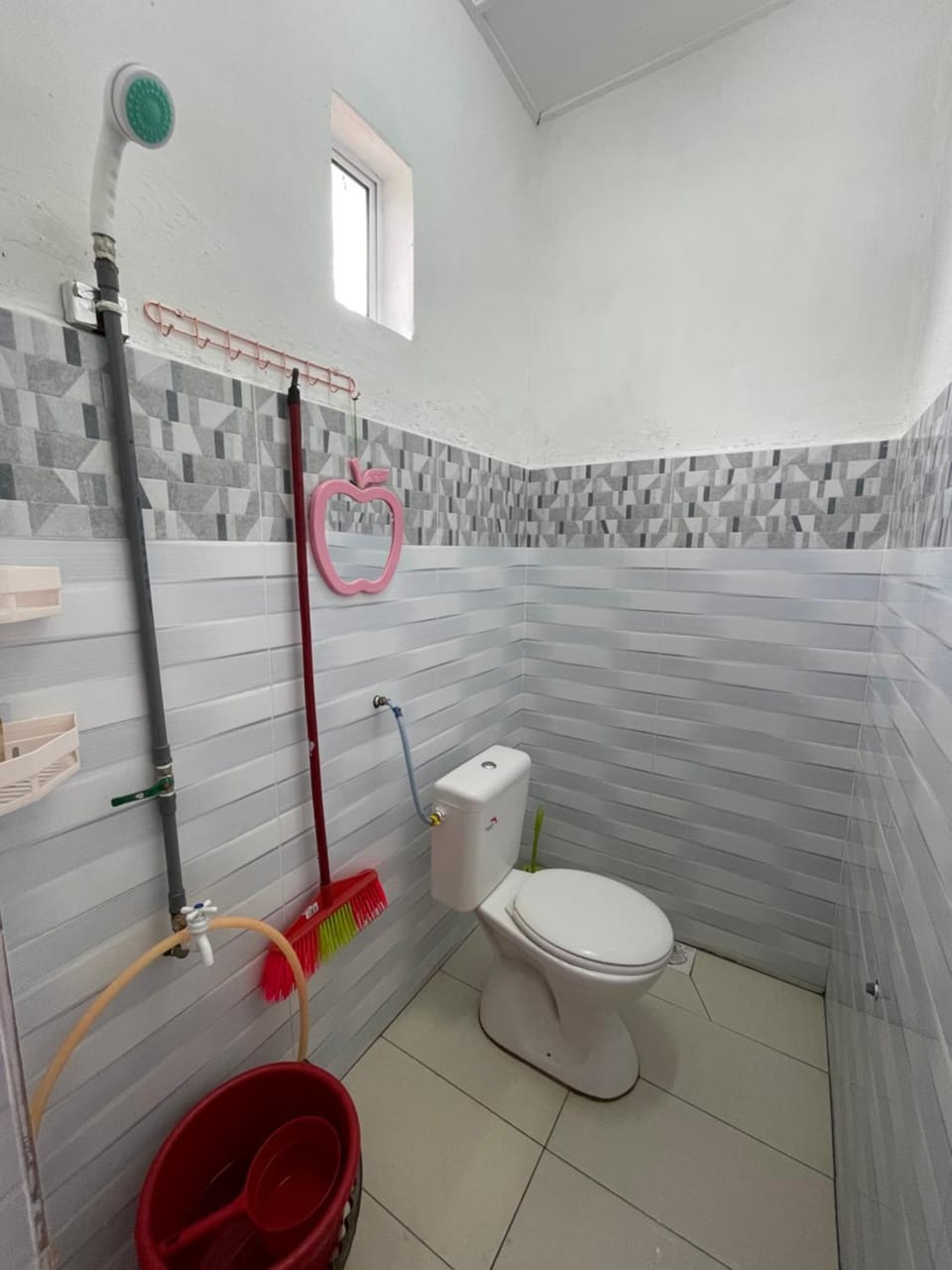 Shower, Toilet, Bathroom, bidet