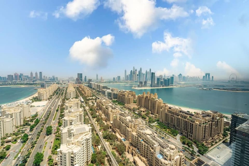 FAM Living - Palm Tower Attached to St Regis Palm Tower 1Bed - Palm Jumeirah Views Apartment in Dubai