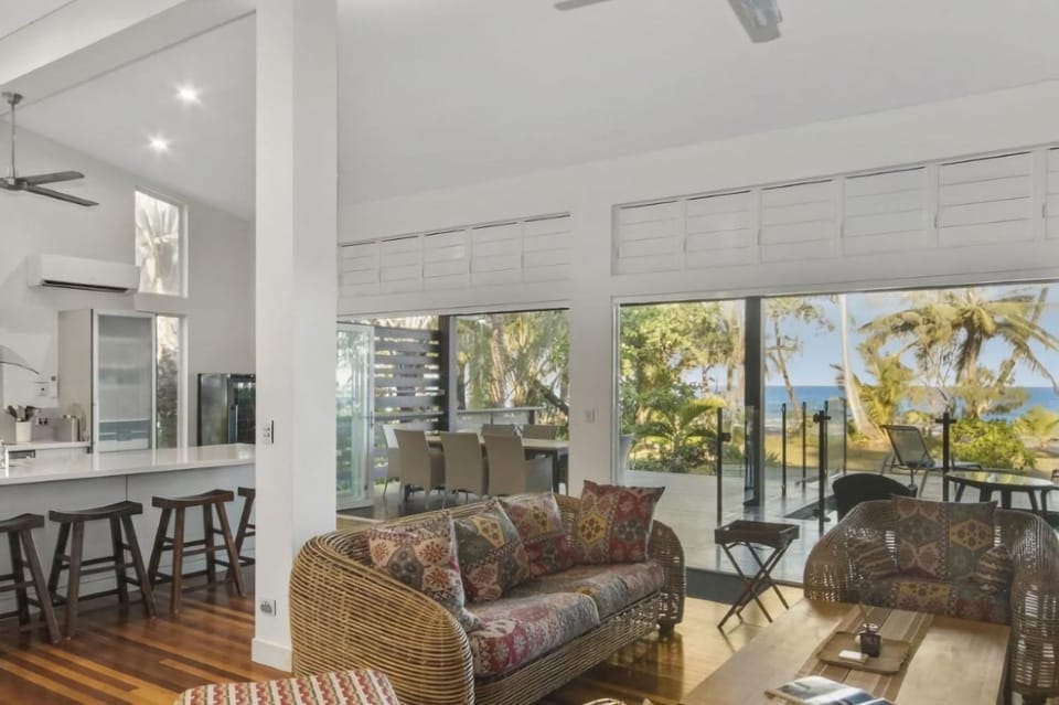Ripples on the Beach House in Mission Beach