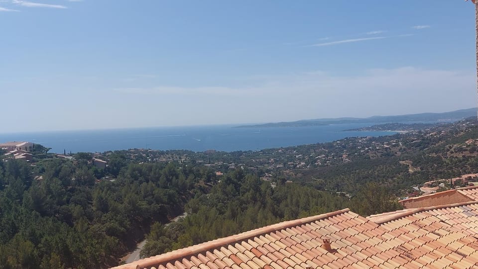 Appartement BELLEVUE LES ISSAMBRES Apartment in Sainte-Maxime