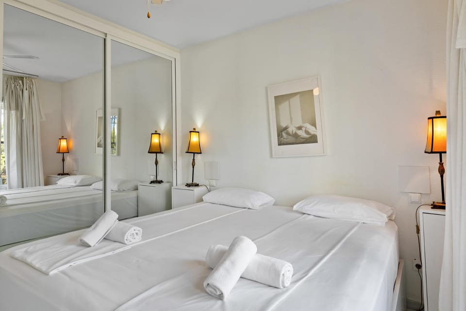 Bed, Other, Bedroom