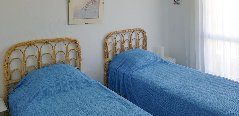 Golfe Juan charmant appartement garage proche mer Apartment in Antibes