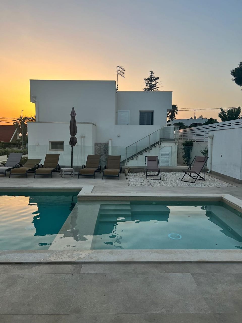 Property building, Pool view, Sunset, sunbed