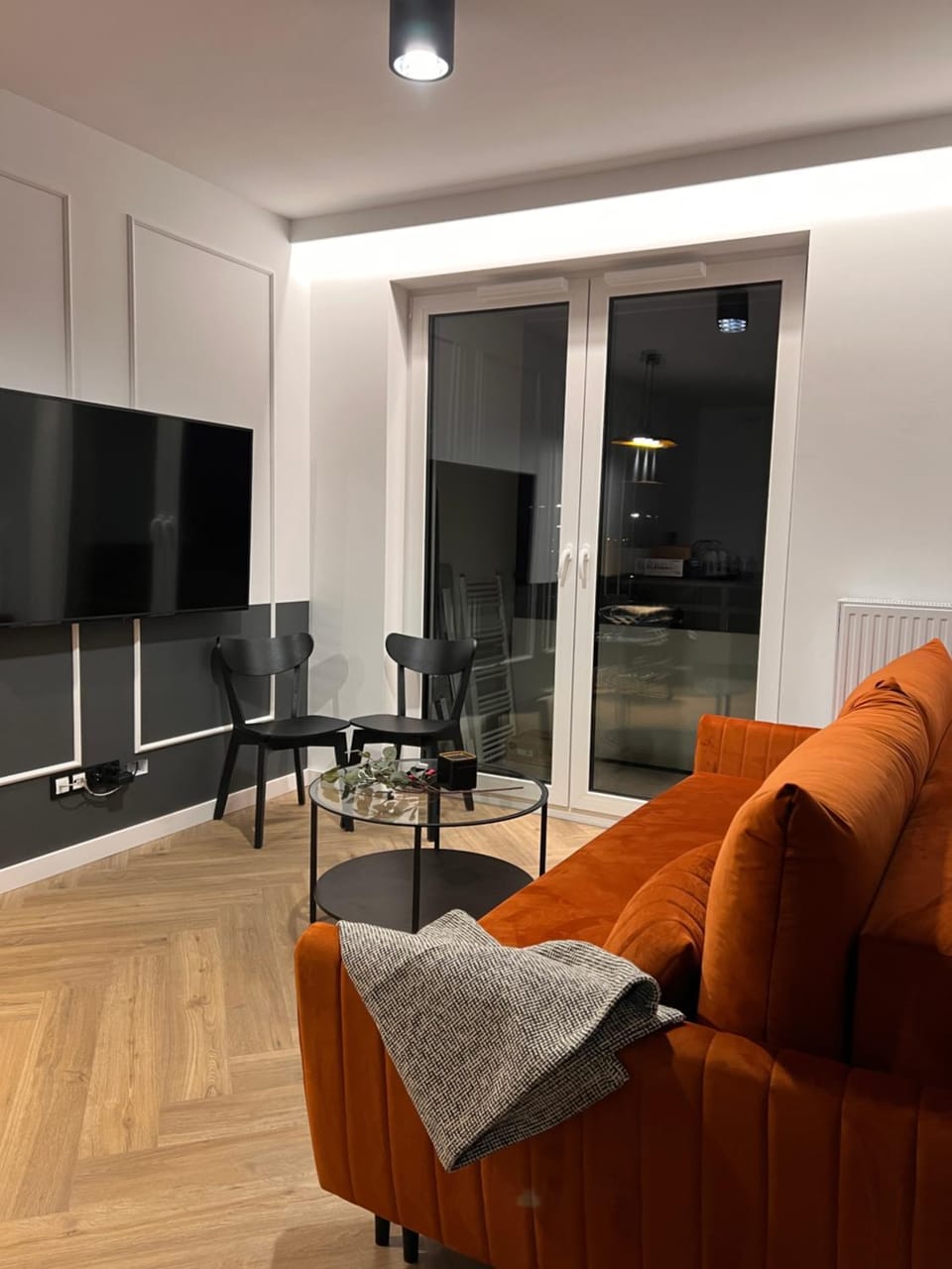 Gold Sleep apartament we Wrocławiu z prywatnym jacuzzi i dużym łóżkiem Apartment in Wroclaw