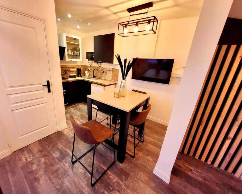 [Le Bartayres 1] T3 en souplex, terrasse, centrale Apartment in Lourdes