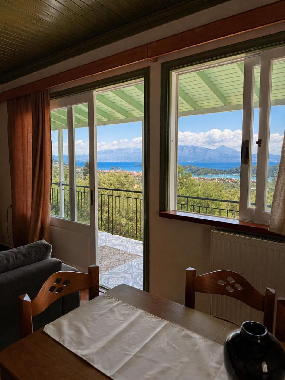 Natural landscape, View (from property/room), View (from property/room), Living room, Seating area, Dining area, City view, City view, Garden view, Landmark view, Landmark view, Mountain view, Sea view, Sea view, Street view, Street view, Quiet street view, Inner courtyard view