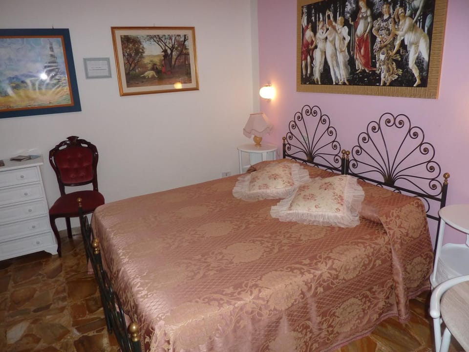 Primettahouse Bed and Breakfast in San Gimignano