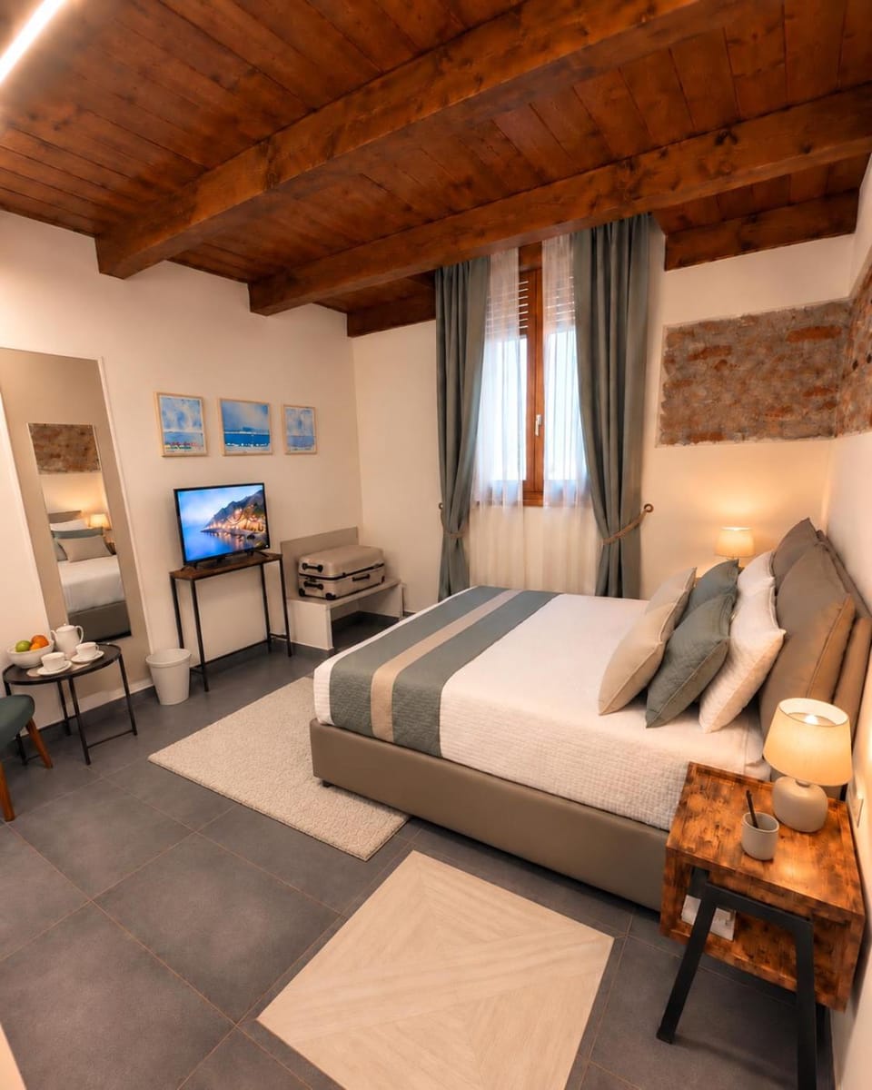 Casa Raffaela Bed and Breakfast in Marina di Pisa