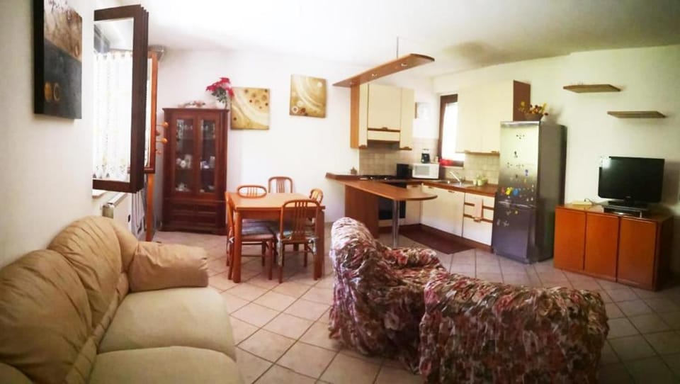 Living room, Dining area, kitchen
