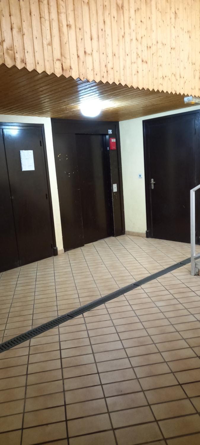 elevator