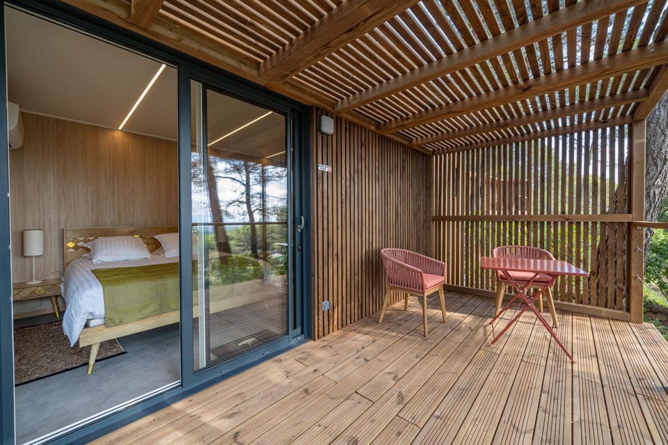 Balcony/Terrace, City view, Garden view, Mountain view