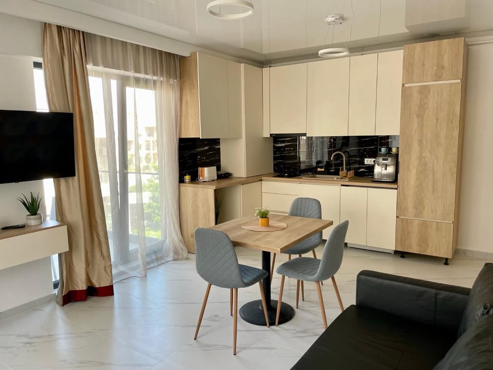 Jap Apartment Mamaia Nord - zona Alezzi Apartment in Constanța County