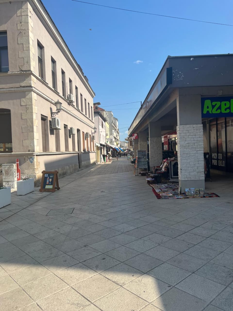 Property building, Neighbourhood, Street view, Location
