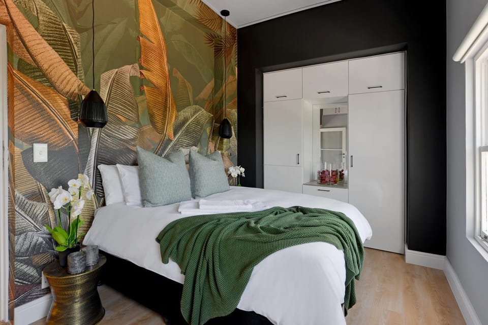 Bo-Kaap Elegance Historic Luxury & Mountain Views House in Cape Town