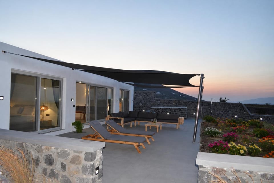 Garden, Hot Tub, View (from property/room), Balcony/Terrace, Garden view