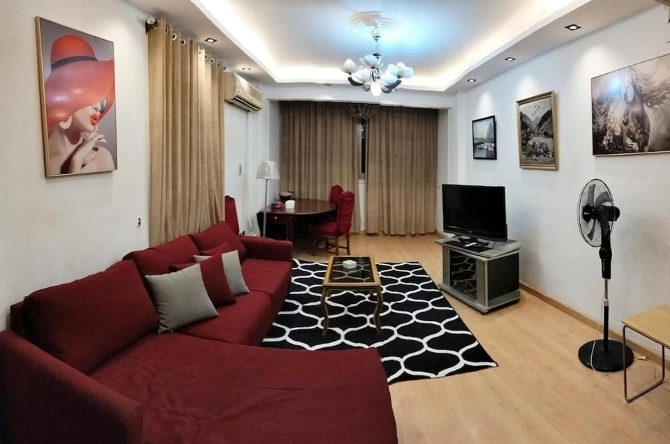 TV and multimedia, Living room, Seating area, air conditioner