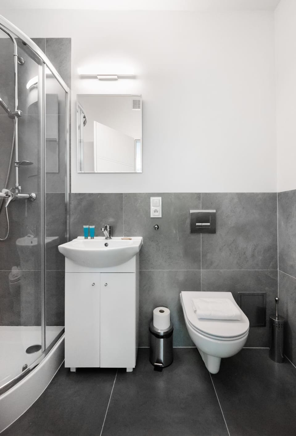 Shower, Toilet, Bathroom